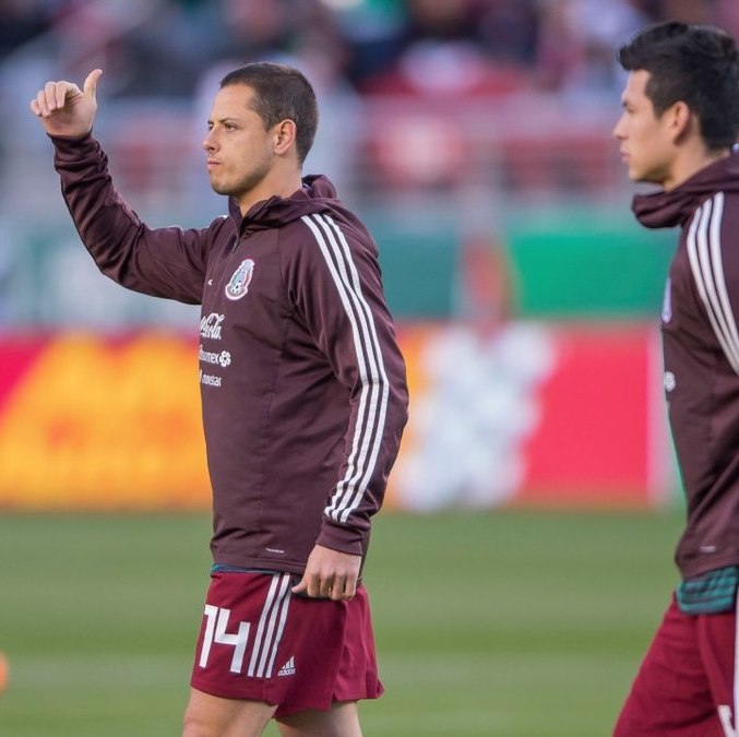 Chicharito Hernández junto con Chucky Lozano en la Selección Mexicana (Mexsport)