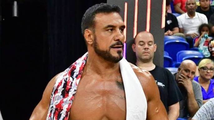 El pleito de Alberto El Patrón sigue dando de qué hablar (@PrideOfMexico)