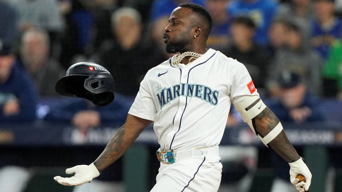 MLB Playoffs: Mexican Showdown for World Series Spot