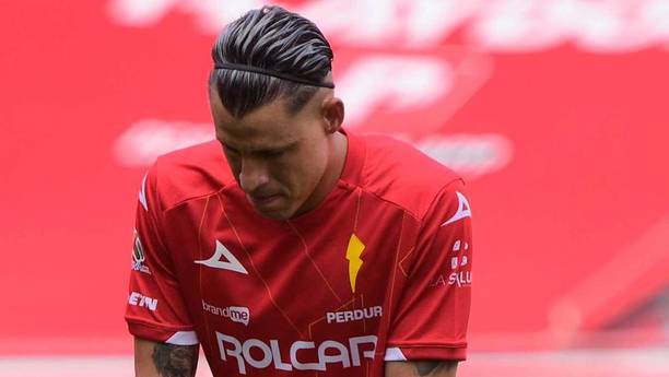 Chicote Calderón calienta con Necaxa (Imago7)