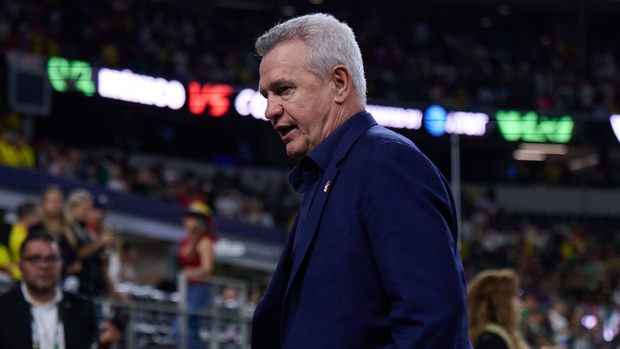 Javier Aguirre en la derrota de México ante Colombia (Mexsport)