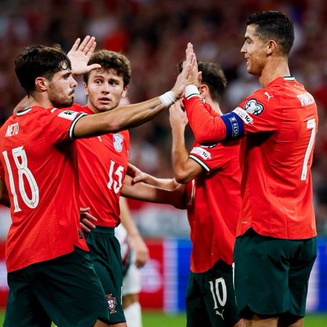 Cristiano Ronaldo ayuda a su selección de Portugal. (Foto: CR7)