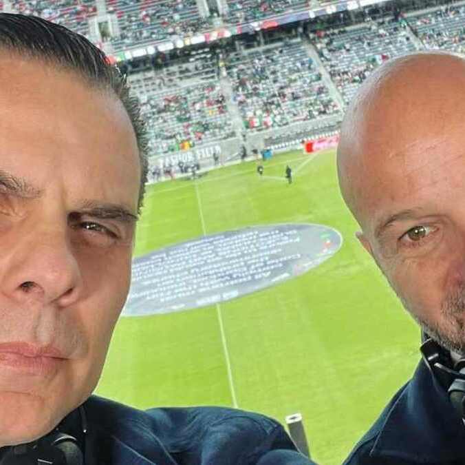 Christian Martinoli casi tiene un accidente durante una transmisión (Ig cmartinolimx)