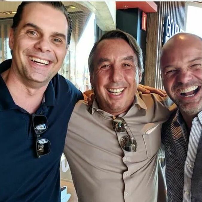 Martinoli y Luis García son la sensación de las transmisiones en México. (foto: @garciaposti)