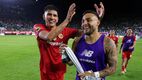 Alexis Vega 'coronado' por Nicolás Castro en el Toluca (Imago7)