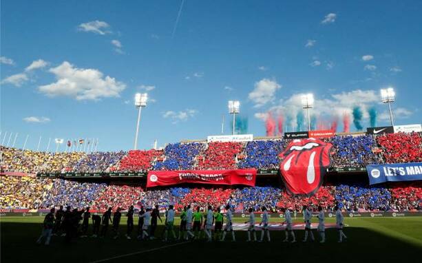 Montjuic recibió la última edición del Clásico (Reuters)