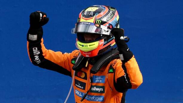 Óscar Piastri celebra el triunfo (Reuters)