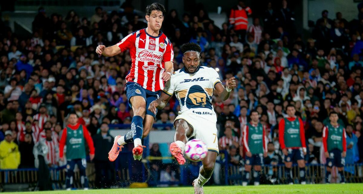 José Castillo en el duelo ante Pumas (Imago7)