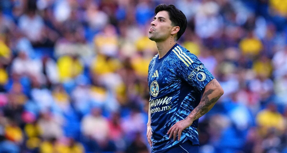Víctor Dávila durante un partido del América (Imago7)