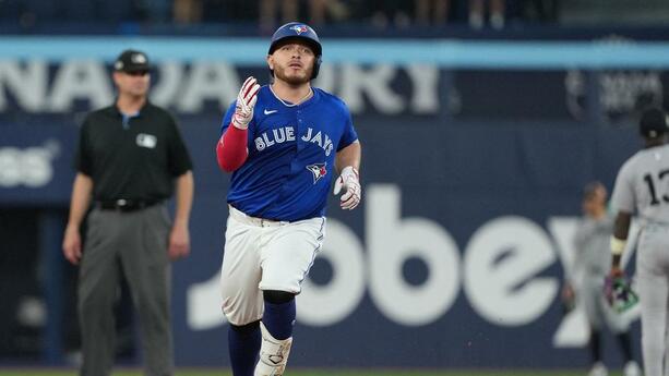 Alejandro Kirk hizo historia con Toronto Blue Jays (Reuters)