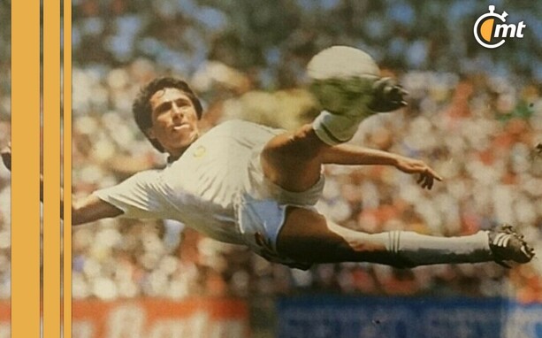 Gol de Manuel Negrete (Foto: Especial)