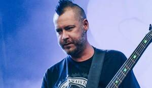 Rivers falleció esta semana, según confirmó la banda en un comunicado. No se informaron las causas (X)