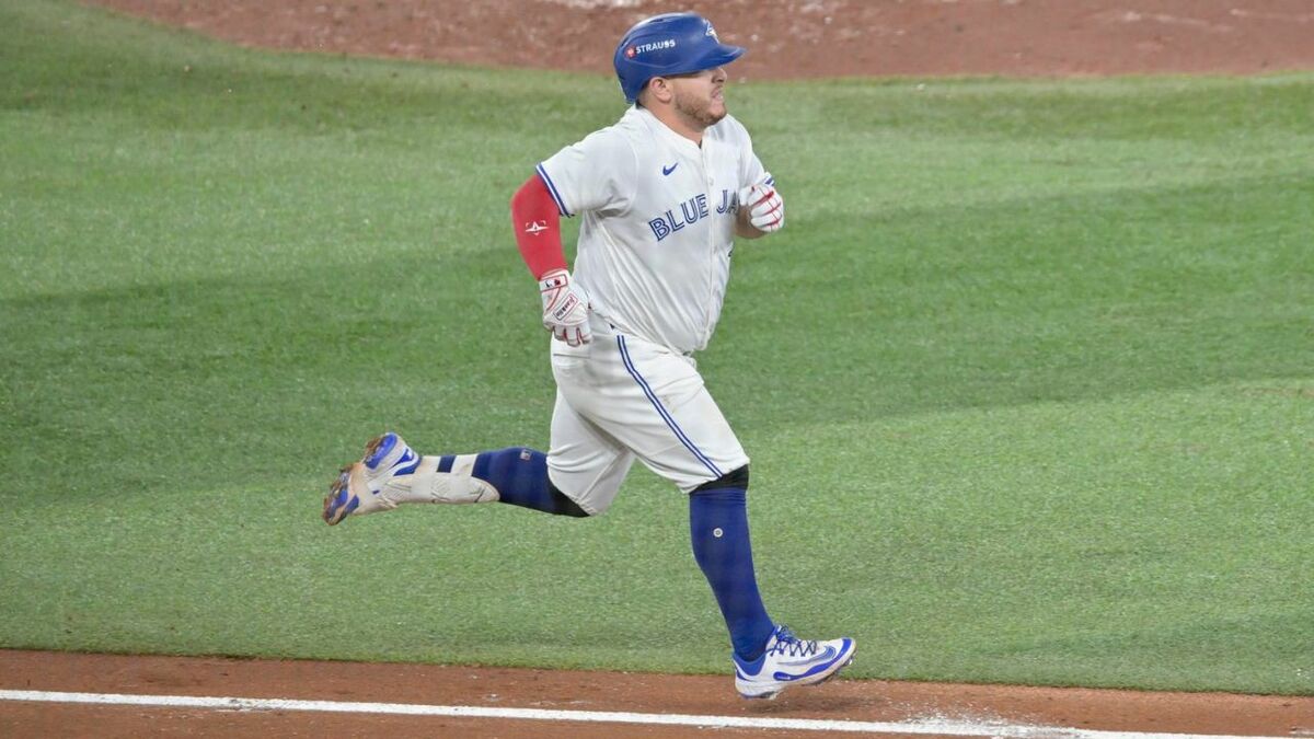 El mexicano ha hecho un buen trabajo en las Grandes Ligas. (Foto: EFE)