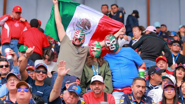 Aficionados en el Autódromo Hermanos Rodríguez (Imago7)