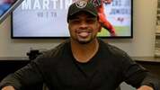 El fallecimiento de Doug Martin conmocionó a la NFL (@Raiders)