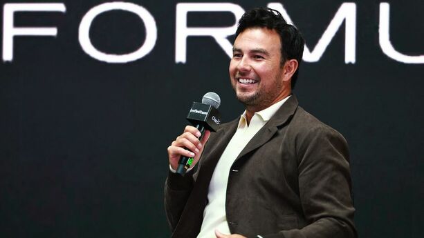 Sergio Pérez en rueda de prensa tras su llegada a Cadillac (Reuters)