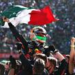 Checo Pérez tras alcanzar el podio en el GP de México 2023 (@schecoperez)