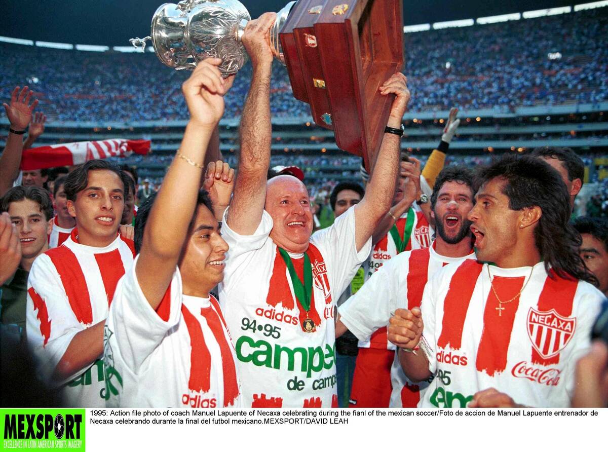 Manuel Lapuente logró un bicampeonato con Necaxa / Mexsport