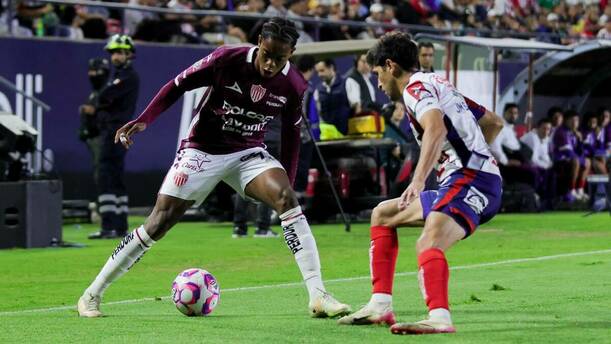 San Luis y Necaxa tuvieron un encuentro muy peleado (Mexsport)