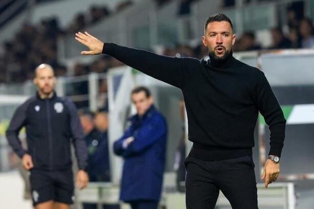 Francesco Farioli, DT del Porto (EFE)