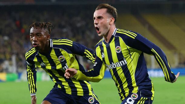 Kerem Aktürkoğlu fue el jugador del partido para el Fenerbahce (Reuters)