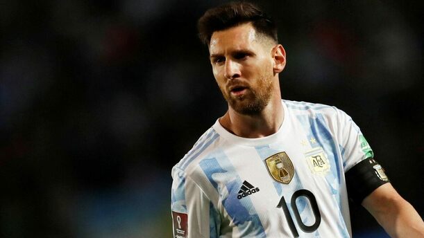 Lionel Messi en un partido con Argentina (Reuters)