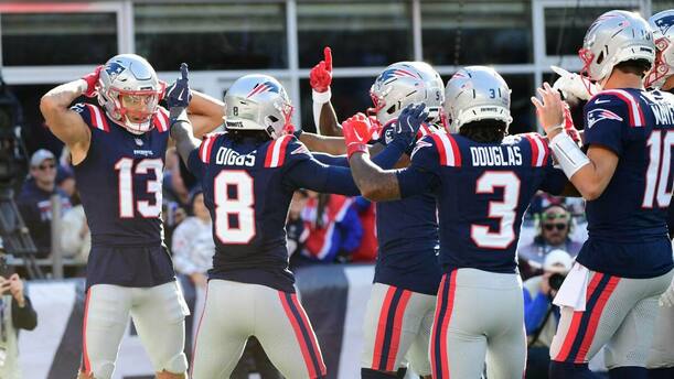 Patriots festeja un TD ante los Browns (Reuters)