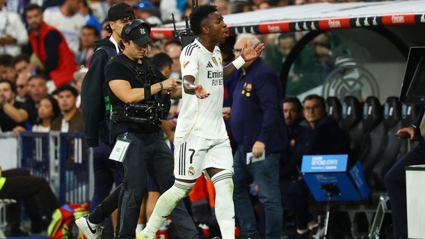 Vinicius generó polémica en el Clásico Español (Reuters)