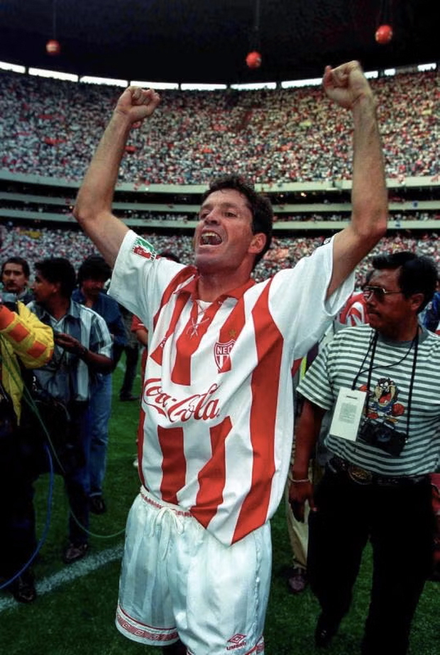 Peláez fue goleador del Necaxa con Lapuente. (Foto: Imago7)