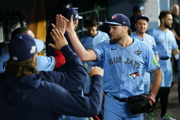 Blue Jays arrancó con dos HR's en los primeros tres lanzamientos / Reuters