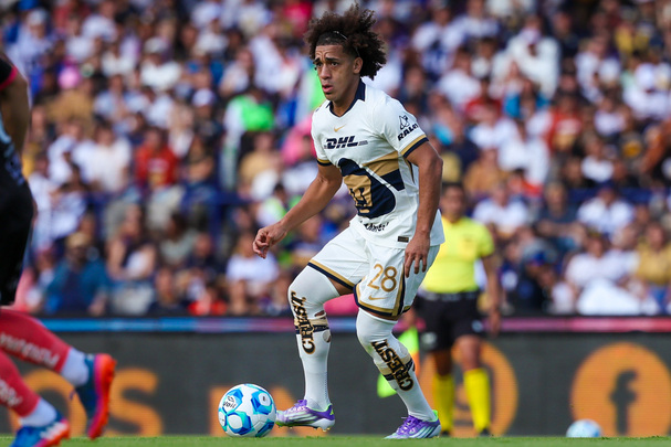 Adalberto Carrasquilla (@PumasMX)