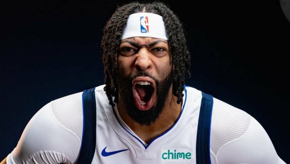 Anthony Davis buscará liderar a los Dallas Mavericks a las Finales de la NBA (Captura de X Dallas Mavericks).