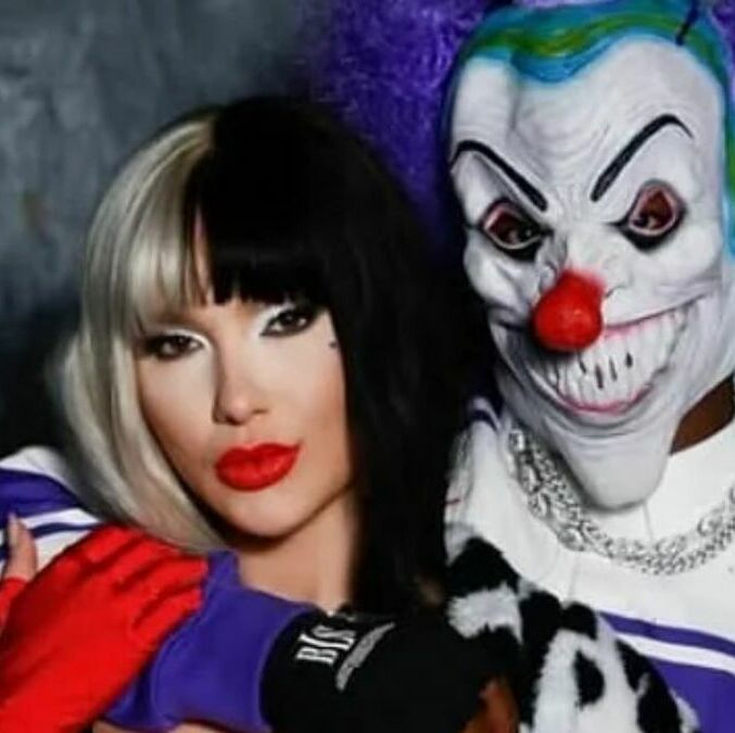 Vinicius y su novia se disfrazaron. (Foto: @virginiafonsecaaz)