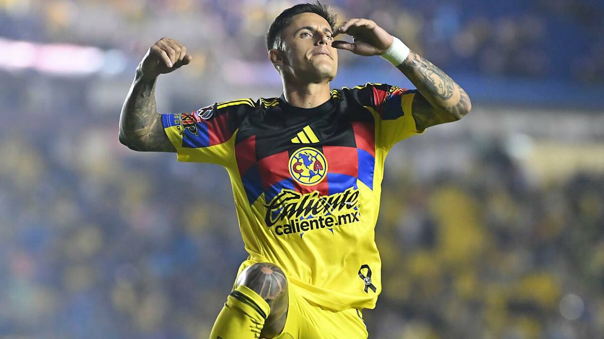 Brian Rodríguez festeja un gol con América (Imago7)