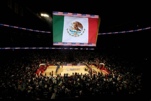 El encuentro fue un verdadero espectáculo para el Día de Muertos / Reuters