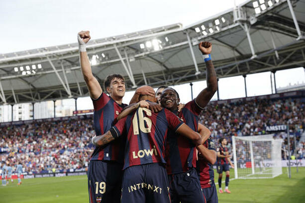 Levante se sobrepuso pero cayó ante Celta (EFE)