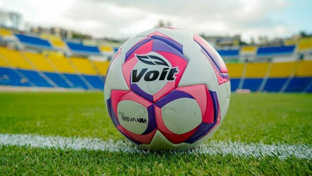 El balón de la Liga MX en el Apertura 2025 (Imago7)