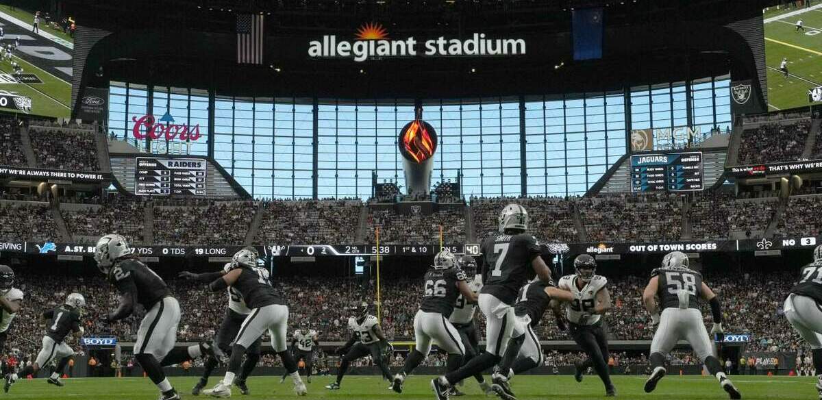 Las Vegas Raiders regresa a la acción el jueves en la Semana 10 (Reuters)