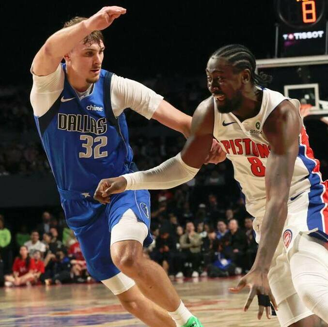 Cooper Flagg en labor defensiva (Reuters)