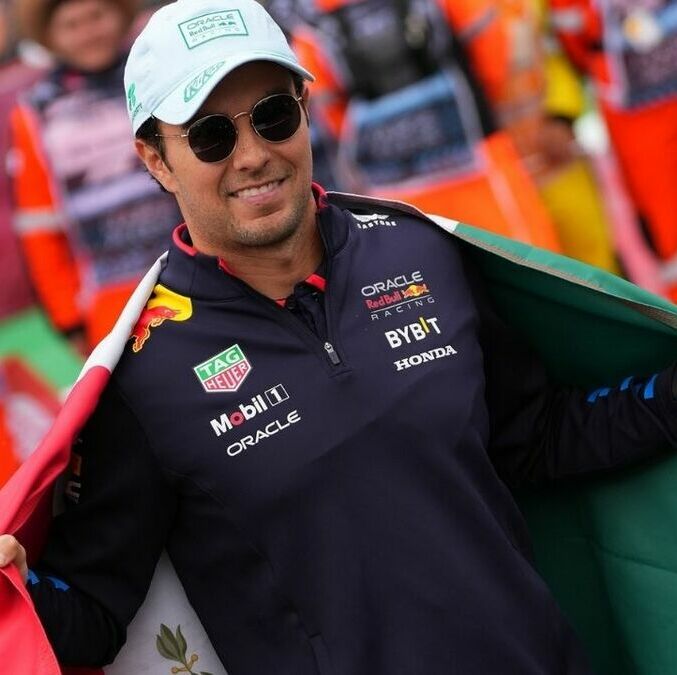 Checo estaba en Red Bull, firmó con Cadillac y manejará un Ferrari. (Foto: Mexsport)