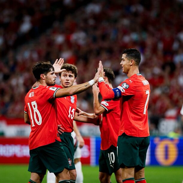 Cristiano Ronaldo ayuda a su selección de Portugal. (Foto: CR7)