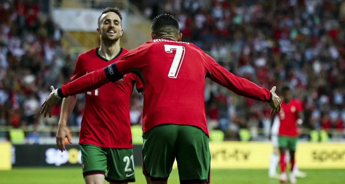 Diogo Jota y Cristiano Ronaldo (@DiogoJota18)