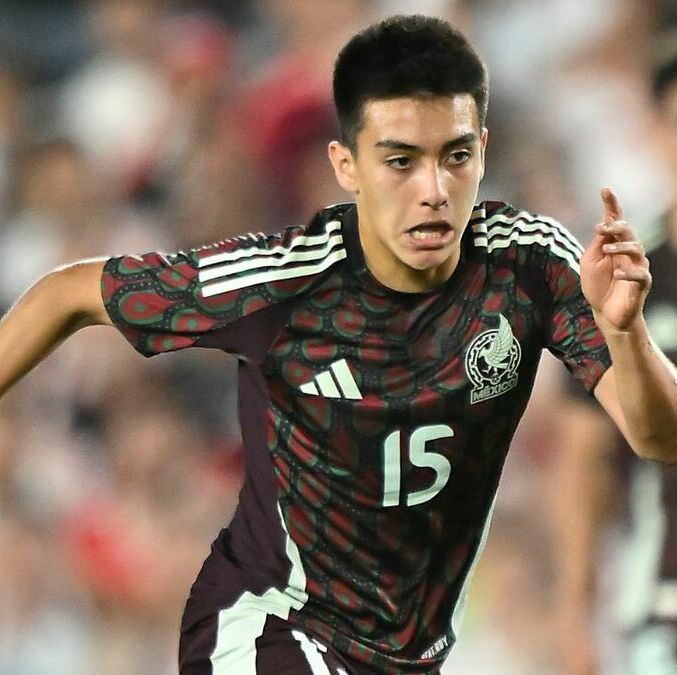 Gilberto Mora con la Selección Mexicana (Imago7)