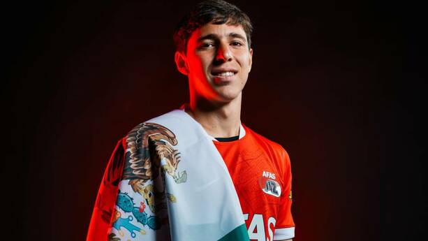 Mateo Chávez no vio actividad en el último compromiso (@AZAlkmaar)