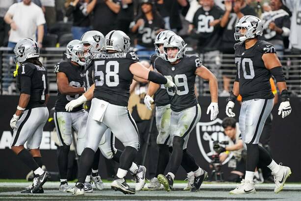 Raiders se coloca con marca de 2-6 en la temporada / Reuters