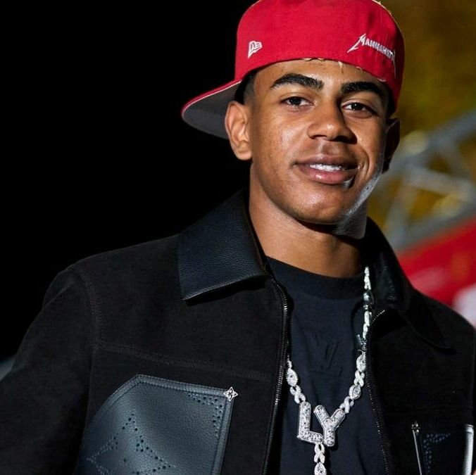 Lamine viaja de regreso con su club, tras ser bajado de la Selección. (Foto: EFE)