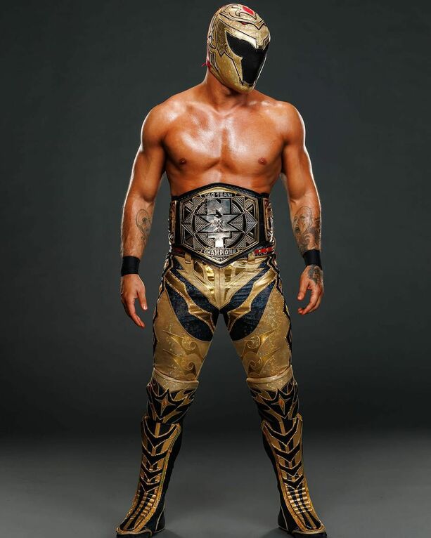 Axiom es una de las estrellas de WWE SmackDown