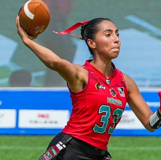 Diana Flores, quarterback de la Selección de Flag Football (@nflmx)