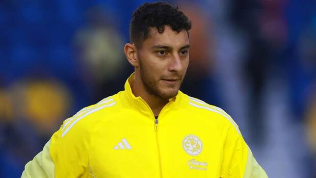 Sebastián Cáceres previo a un juego de América (Imago7)