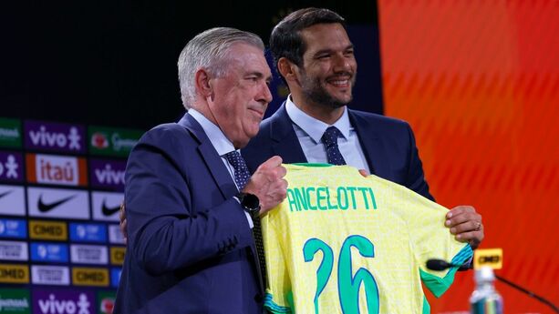 Carlo Ancelotti en su presentación como DT de Brasil (EFE)